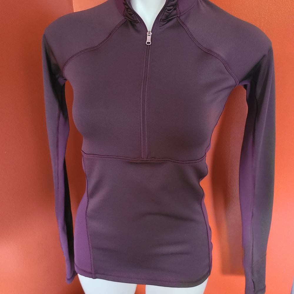 CALIA by Carrie Underwood Purple Top